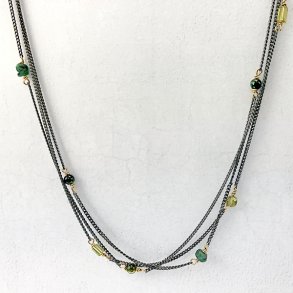 P40 halskde i oksyderet slv med guldbindinger