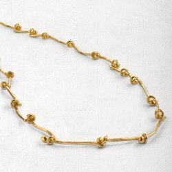 Guld halskde med bevgelige led