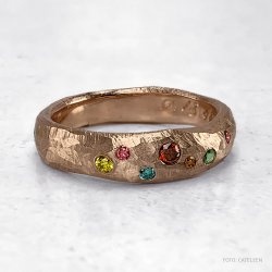 Mega Organic ring med brillanter